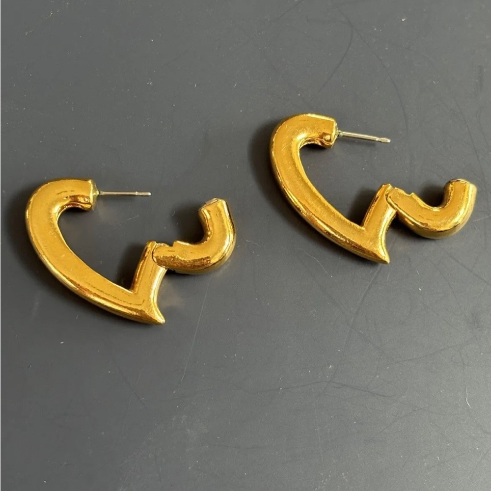 Vintage gold heart hinge earrings - Picture 2 of 3
